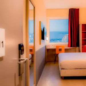 فندق Premiere Classe Centre, الدار البيضاء